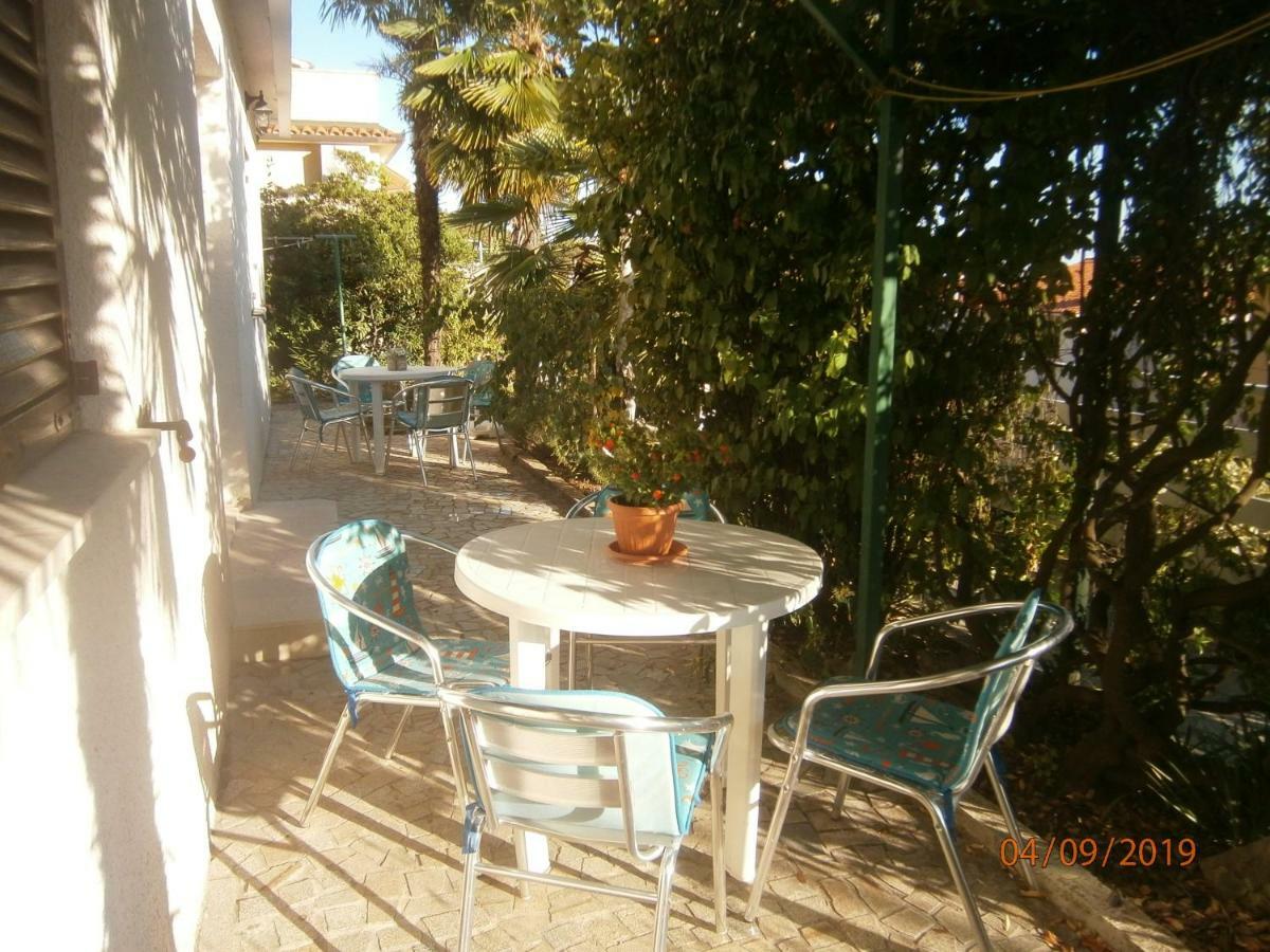 Apartments Sea And Sun Rabac Ngoại thất bức ảnh