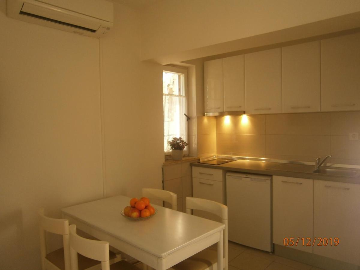 Apartments Sea And Sun Rabac Ngoại thất bức ảnh
